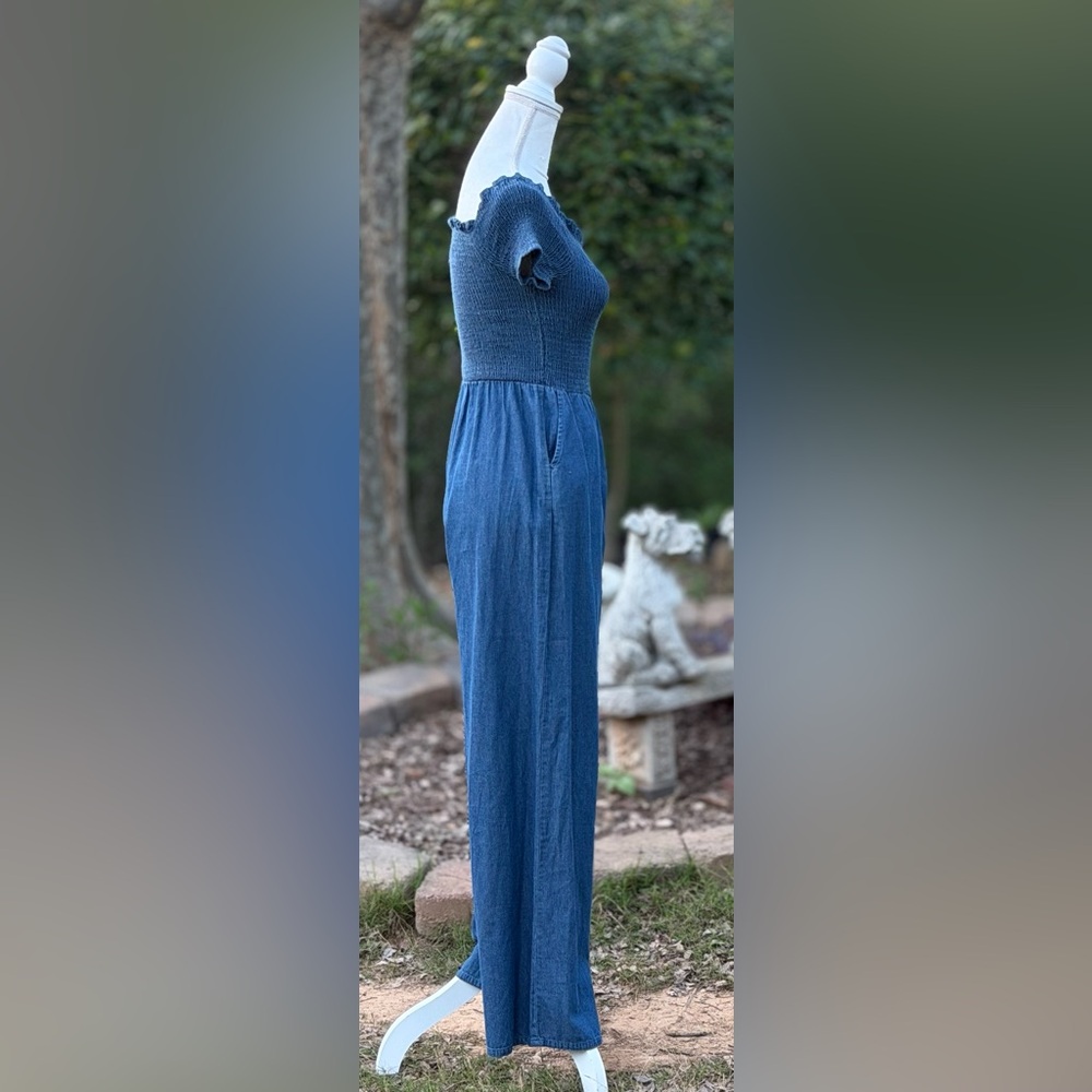 🦋 Francesca’s Blue Rain Wide-Leg Denim Jumpsuit - Picture 4 of 11
